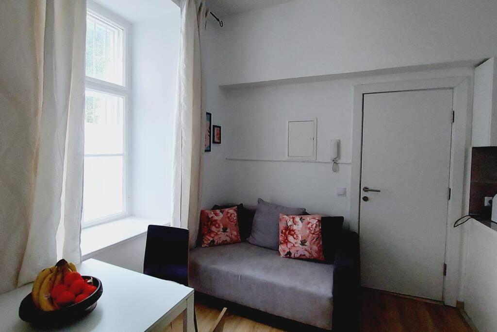 Checkinvienna-One Bedroom Apartment Dış mekan fotoğraf